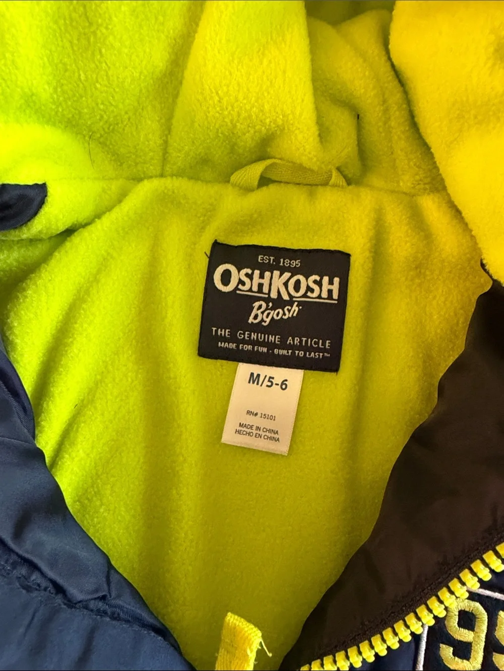 OshKosh B'gosh Boy’s Navy Puffer Coat 5/6 NWT